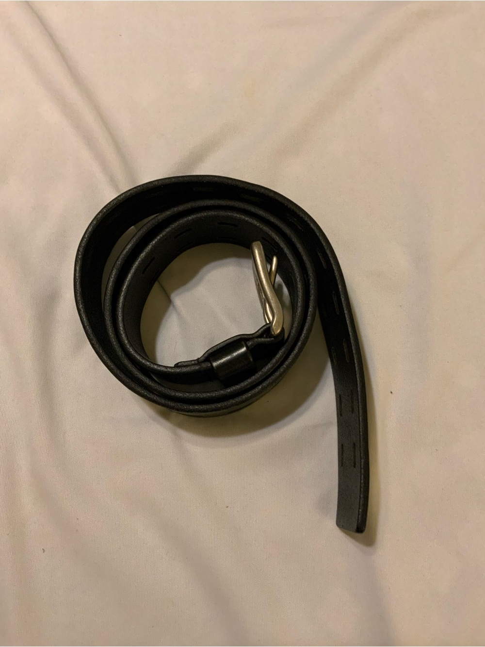 Black Levi’s Full Grain Leather Belt Double Row Perforation